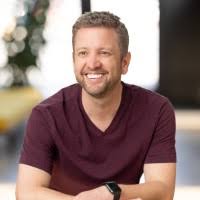 Chris Riley headshot. photo.