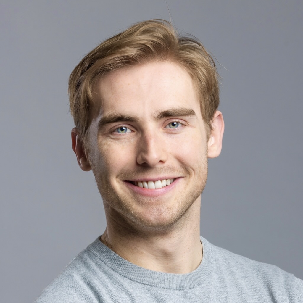 Tobin South headshot. photo.